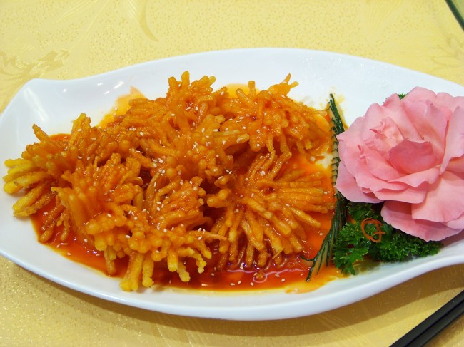 椎名光步兵下马影音先锋高清图片